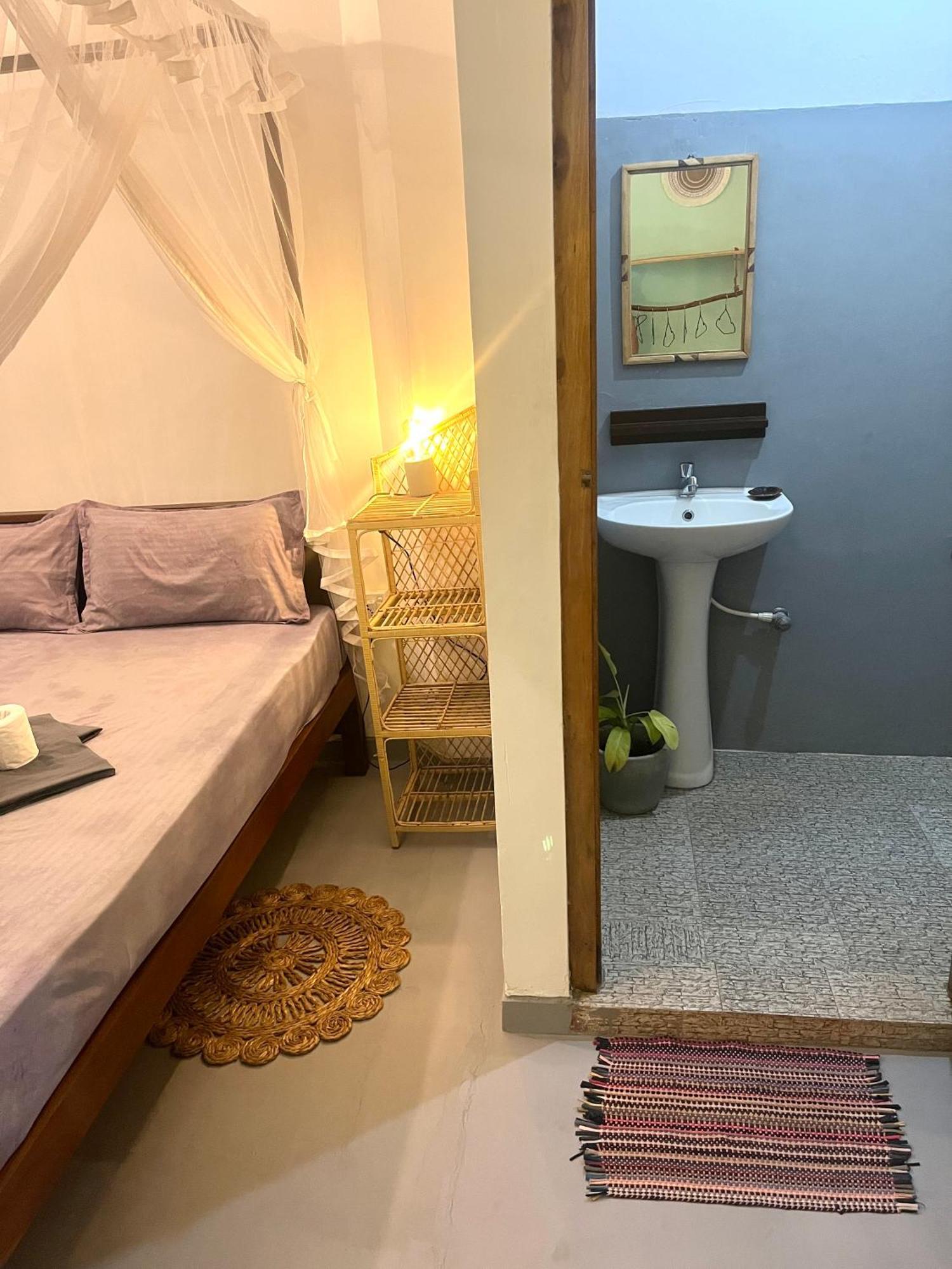 Just Another Guesthouse Polhena Dış mekan fotoğraf
