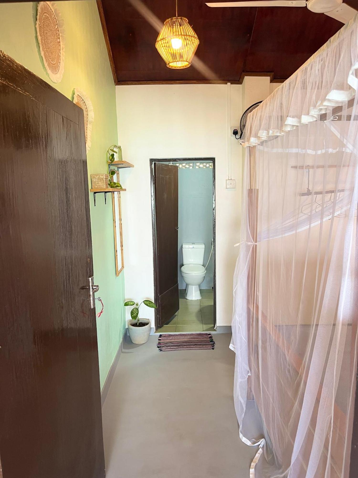 Just Another Guesthouse Polhena Dış mekan fotoğraf